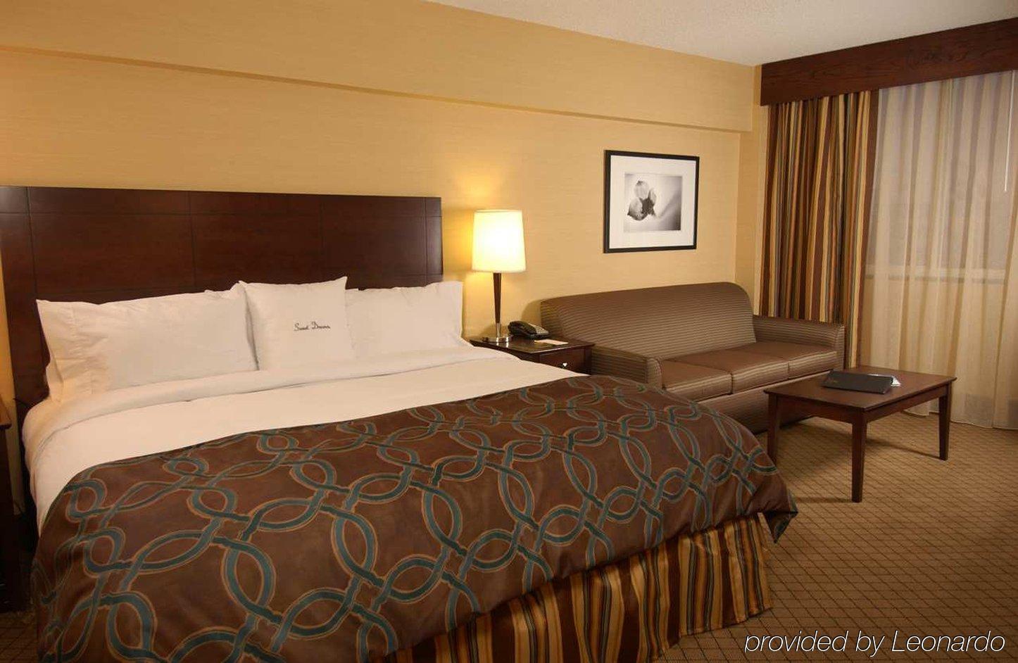 The Brookhaven Atlanta Hotel Druid Hills Room photo